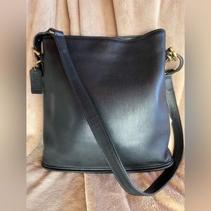 Vintage Coach 1997 “Slim Equestrian Bucket” # 9806! Black /Brass!